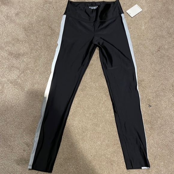 Katie J NYC medium reflective stripe leggings NWT ✨ - Picture 1 of 7